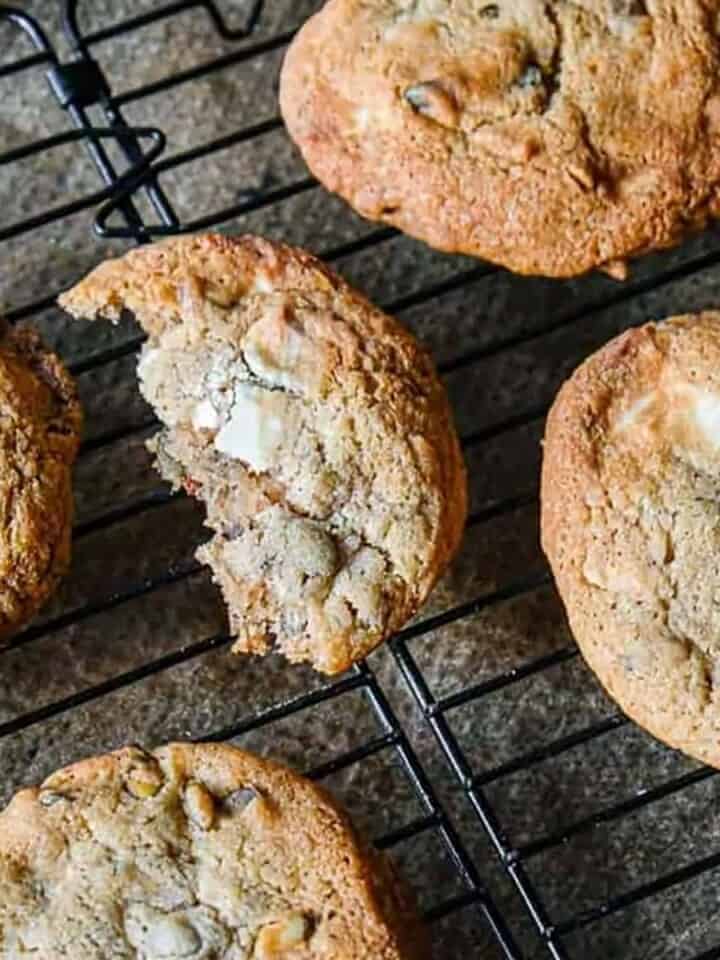 Spiced white chocolate and pumpkin seed cookies.