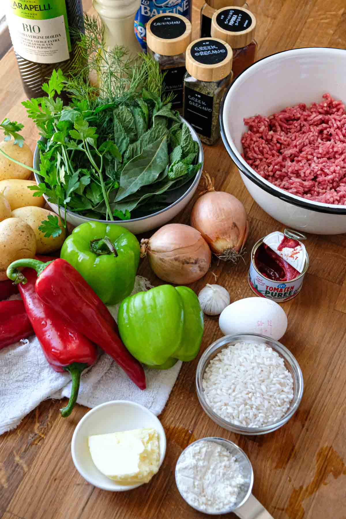 ingredients for rice meatballs and peppers