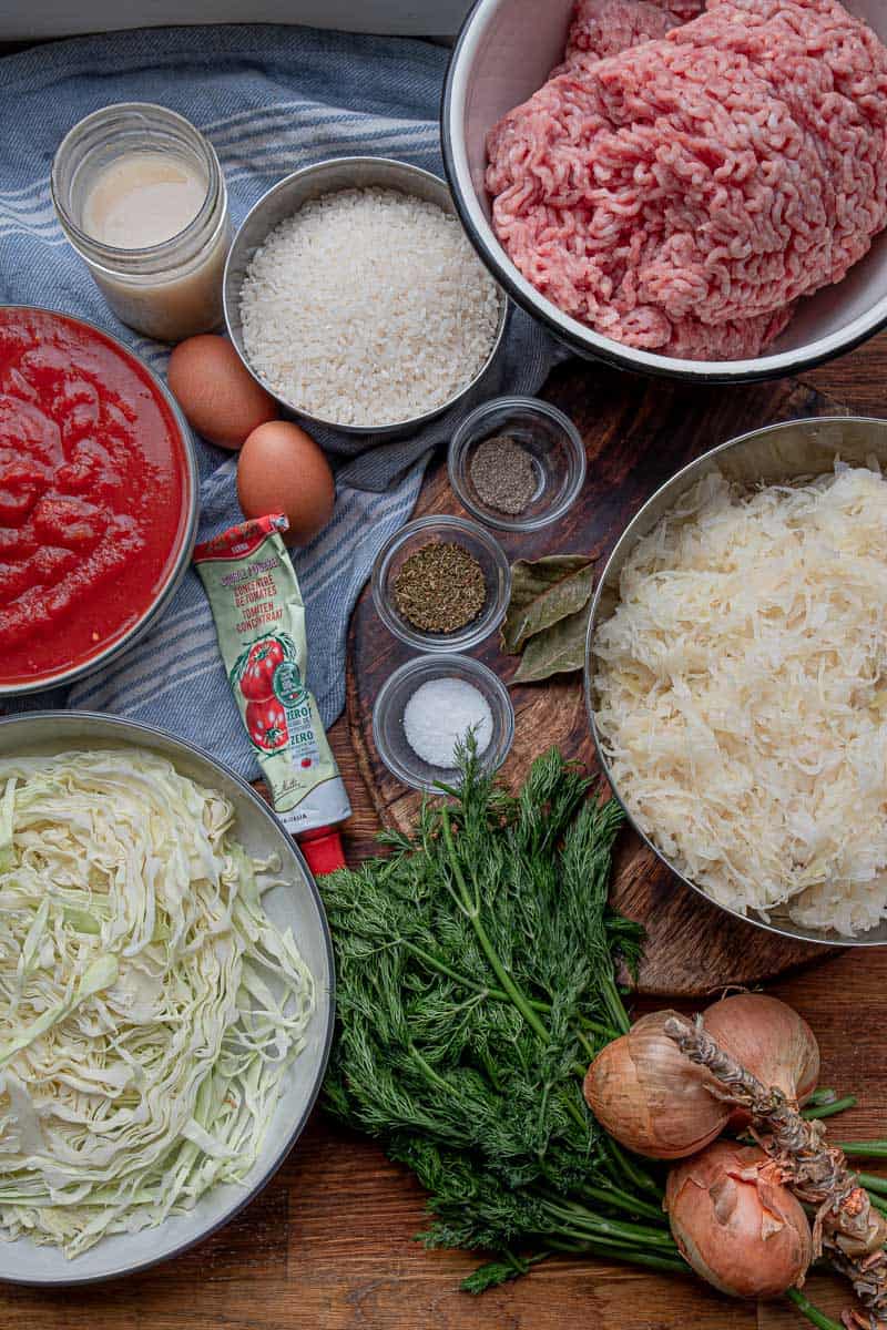 ingredients for varza a la cluj