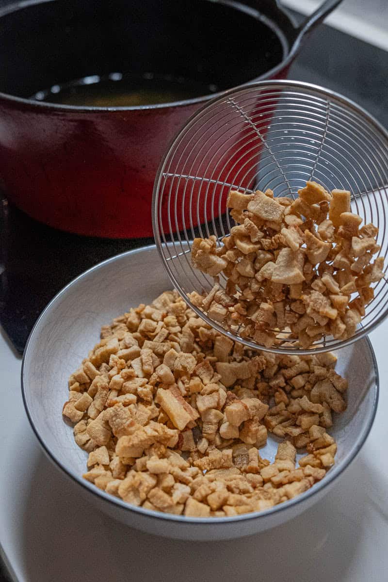 removing cracklings from lard