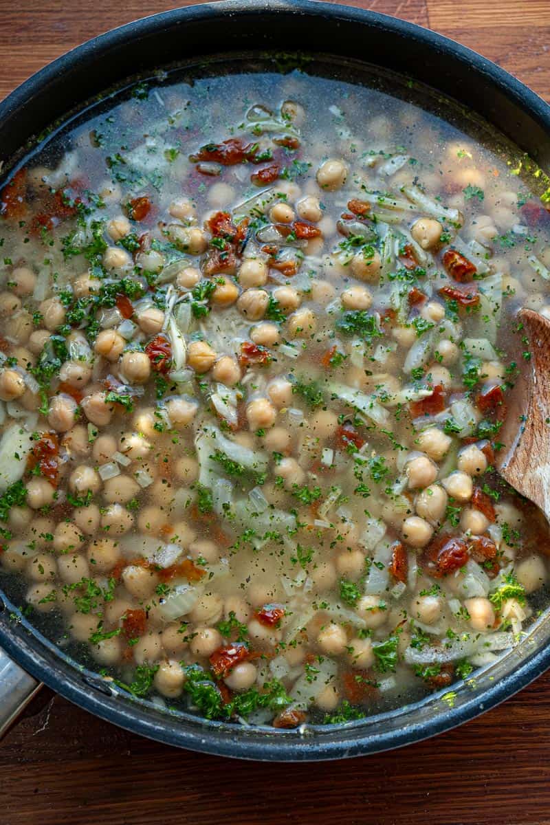 rice with chickpeas before cooking with water